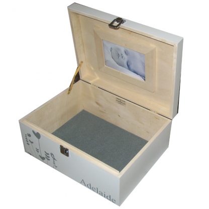 White box with grey felt and frame